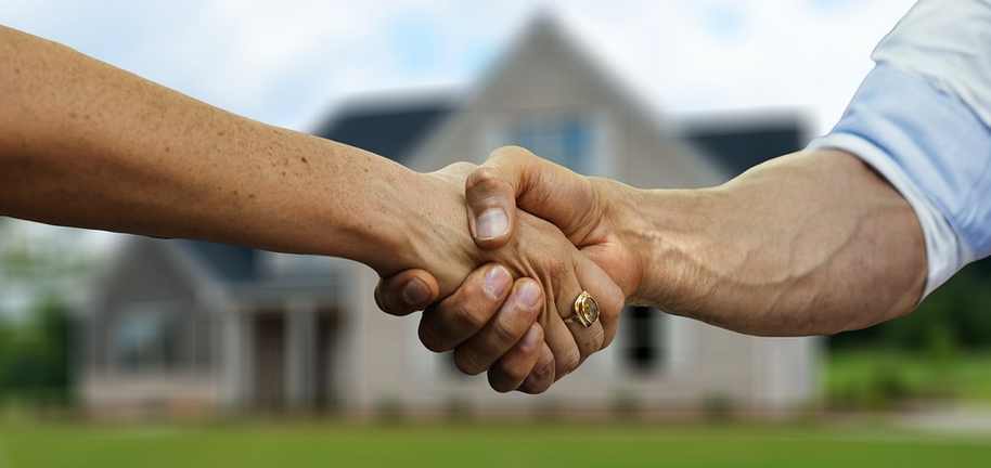 real estate agent